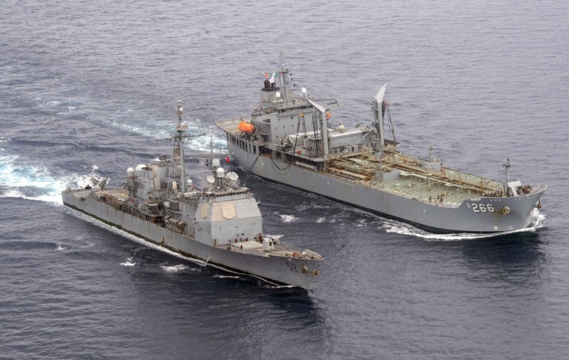 Marea Britanie și Franța și-au trimis navele militare în apropierea insulei Jersey, pe fondul unei dispute privind pescuitul
