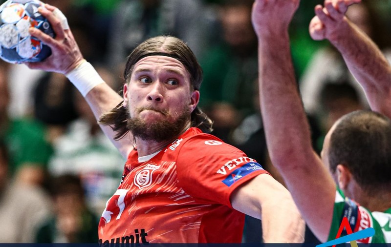 Dinamo - Sporting Lisabona, play-off pentru optimile Ligii Campionilor la handbal masculin. Returul e joacă duminică, de la 17.30, cu casa închisă