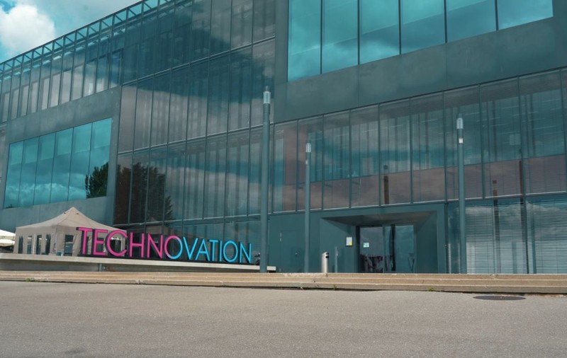 Technovation Neuchâtel 2025: Știința scoate fumul din ecuație