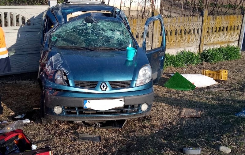 O femeie de 62 de ani a murit într-un accident produs de o şoferiţă de 63 de ani, în Vâlcea