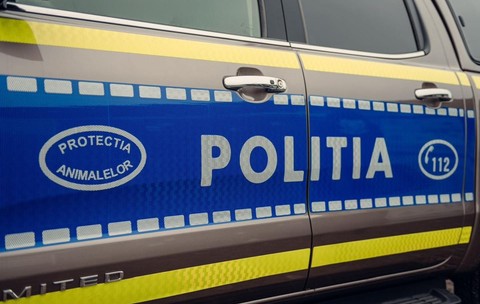 O femeie din Iași a fost înjunghiată de fostul iubit al fiicei sale, după ce tânăra fusese amenințată prin telefon