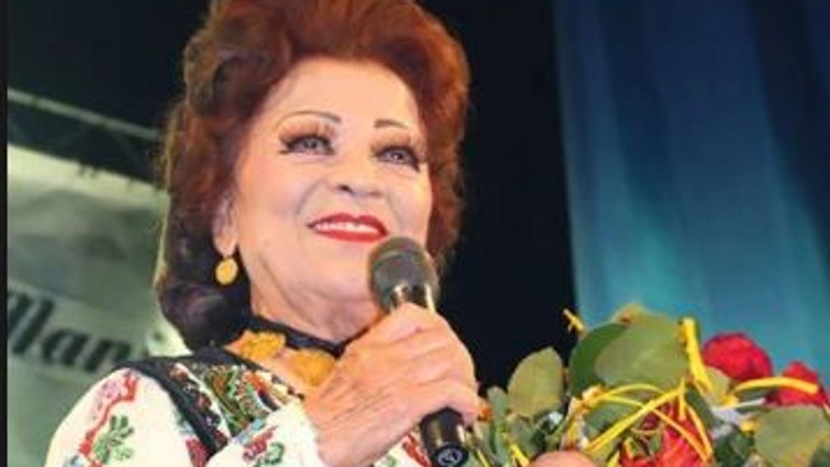 Maria Ciobanu nu a mai apărut de un an pe scenă. Nu a onorat nici măcar ofertele de Revelion