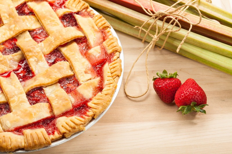 57170232 - strawberry rhubarb pie