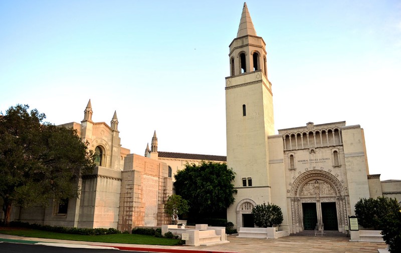 Mausoleul lui Michael, subiect de conflict între fratele său şi Clark Gable III