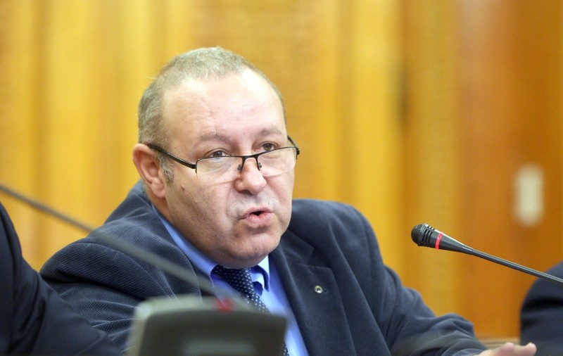 Fenechiu, despre derapajul de limbaj al liberalilor la adresa PSD: „Probabil au consumat o bere, un pahar de vin”