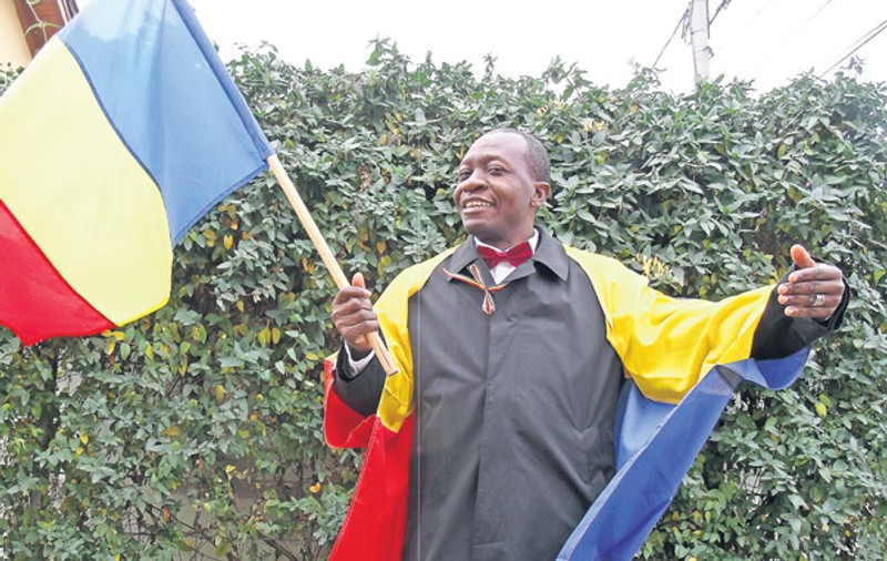 'Sunt mândru că sunt ROMÂN!'. El ne învaţă ce este PATRIOTISMUL