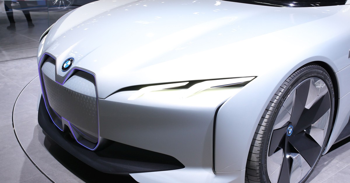 BMW se aliază cu Baidu, din nou, pentru mașini autonome. Mai multe acorduri au fost parafate între giganții germani și cei chinezi cu ocazia vizitei premierului Li Keqiang în Germania