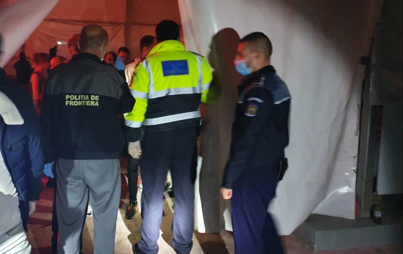 VIDEO | Petrecere cu 170 de persoane într-un club din Olt, spartă de poliție. Patronul s-a ales cu amenzi uriașe
