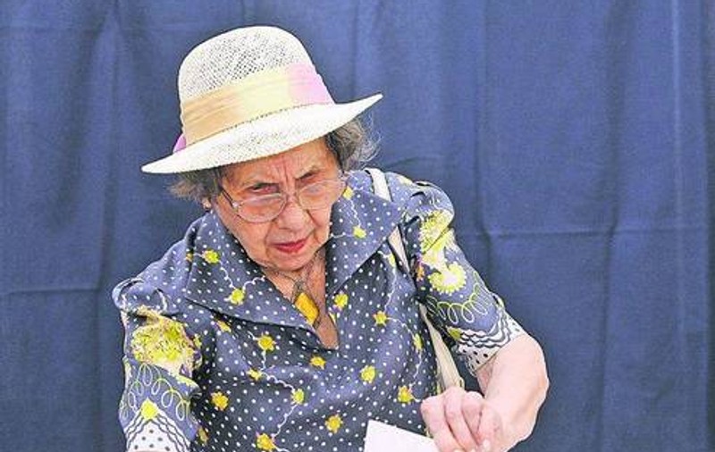 ATENŢIE! Uite cum poţi fi PĂCĂLIT ca să SCHIMBI rezultatul REFERENDUMULUI