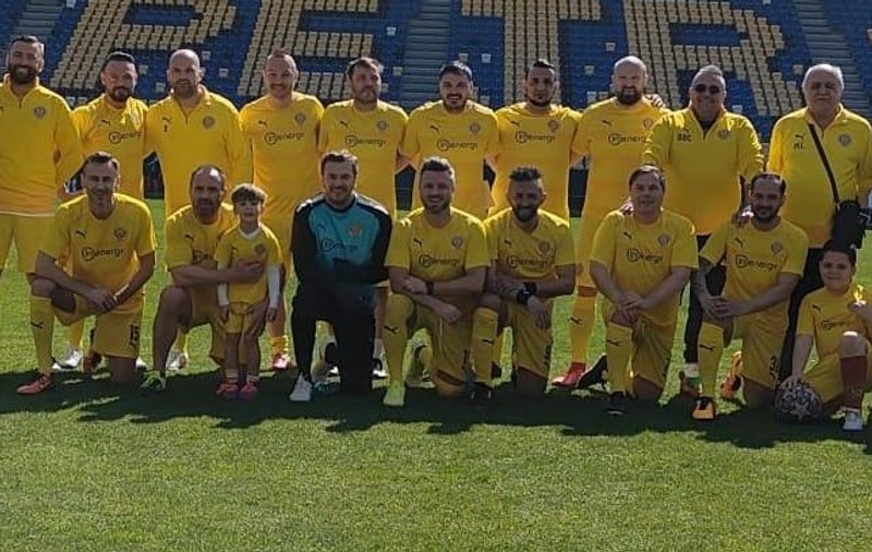 Artiști și fotbaliști celebri, într-un meci al prieteniei între România și Turcia, cu ocazia Zilei Naționale a Copilului, sărbătorită în Republica Turcia pe 23 aprilie