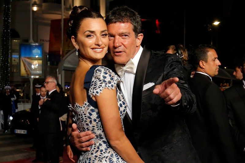 epa07579630 Spanish actress Penelope Cruz (L) and Spanish actor Antonio Banderas leave the screening of 'Dolor y Gloria' (Pain and Glory) during the 72nd annual Cannes Film Festival, in Cannes, France, 17 May 2019. The movie is presented in the Official Competition of the festival which runs from 14 to 25 May. EPA-EFE/JULIEN WARNAND