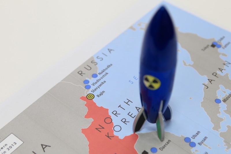 Experții ONU spun că bani furați de pe bursele de criptomonede ajung în programul nuclear al Phenianului | Ilustrație: Shutterstock