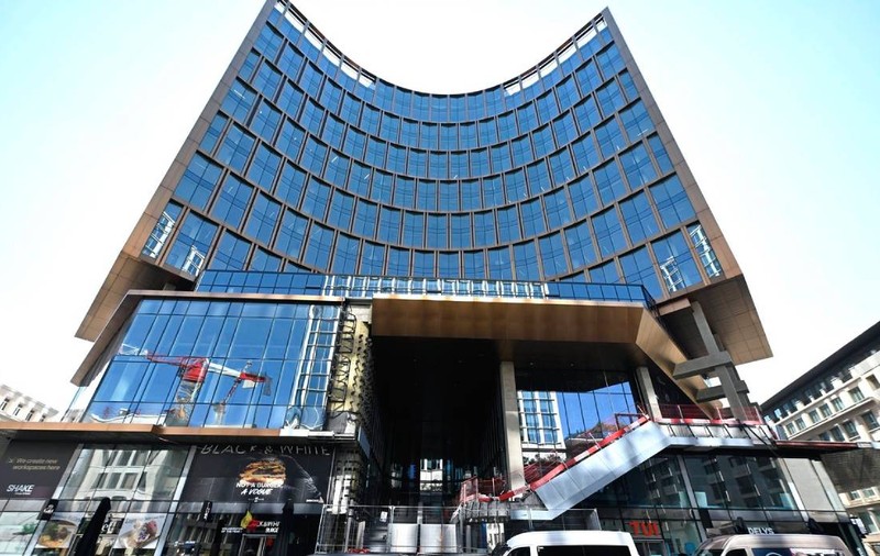 Ce este OXY, proiectul de 300 de milioane de euro din Bruxelles unde a murit un muncitor român: 120 de apartamente și 316 camere de hotel