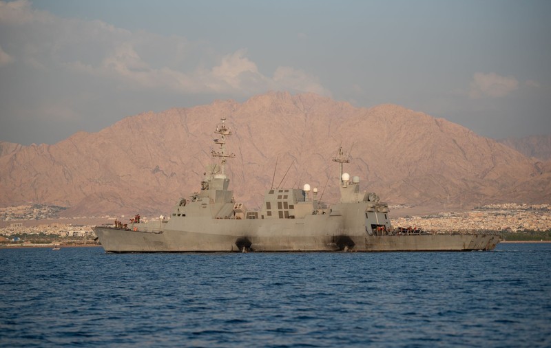 Marina americană a doborât 21 de rachete și drone lansate de rebelii Houthi din Yemen, în Marea Roșie