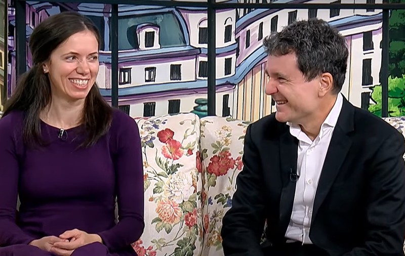 Cum a apărut Nicușor Dan la TV alături de Mirabela Grădinaru, mama copiilor lui. După 20 de ani de relație, nu sunt căsătoriți: „Nu a fost dragoste la prima vedere”