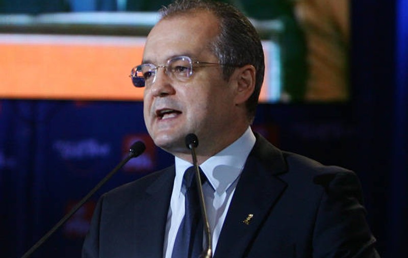 Emil Boc, după anunțarea demisiei: ”Îmi asum măsurile care au salvat România din colapsul economic. Ne-au costat alegerile”
