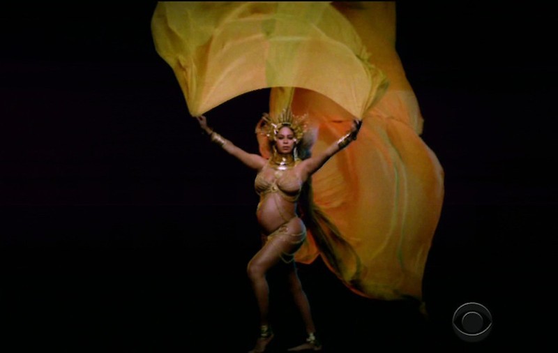 Cele mai apreciate fotografii din 2017 pe Instagram. Postarea prin care Beyonce anunță că e însărcinată e pe primul loc