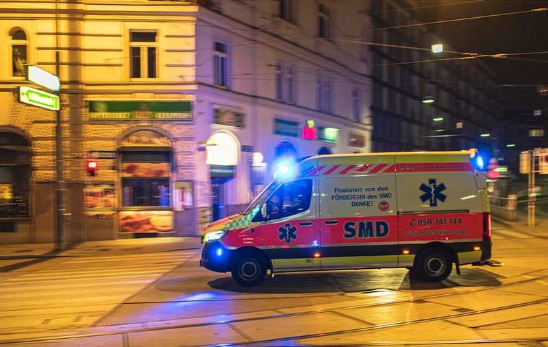 O româncă a ajuns în comă, după ce a leșinat într-o benzinărie din Austria. Nimeni nu a vrut să o ajute