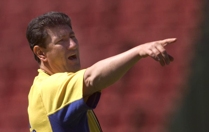 Îndemnul unui fost selecționer de la tineret pentru Rădoi: „Răzbună-ți generația!”. În 2001, tineretul Franței a zdrobit România cu 5-0 la general
