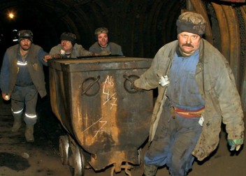 Mineritul, o profesie în care se manifestă încă solidaritatea