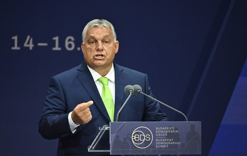Viktor Orban sugerează că Ungaria ia în calcul să se opună începerii negocierilor de aderare la UE cu Ucraina: "Nu putem evita întrebările dificile"