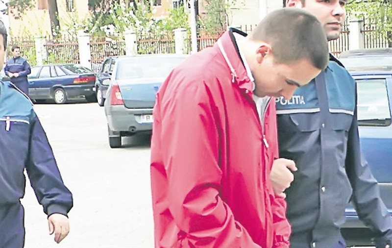 Clanul Sportivilor, în cătuşe