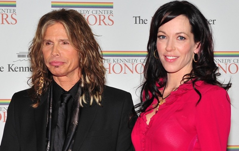 Picanterii de budoar! Steven Tyler s-a îndrăgostit când a fost legat de pat