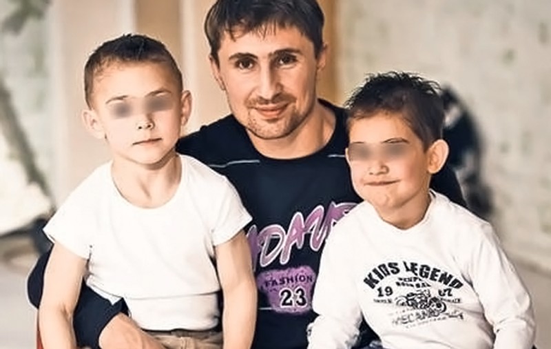 Vezi în grija cui vor rămâne Micul Hercule şi fratele lui! Ce a decis Curtea de Apel Craiova