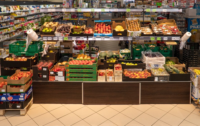 Șefa unui supermarket, dată afară după ce s-a plâns că în magazin sunt două grade Celsius, în Polonia: „Angajații tremurau”