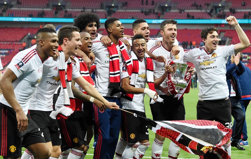 Manchester United, pe picior de egalitate cu Real Madrid