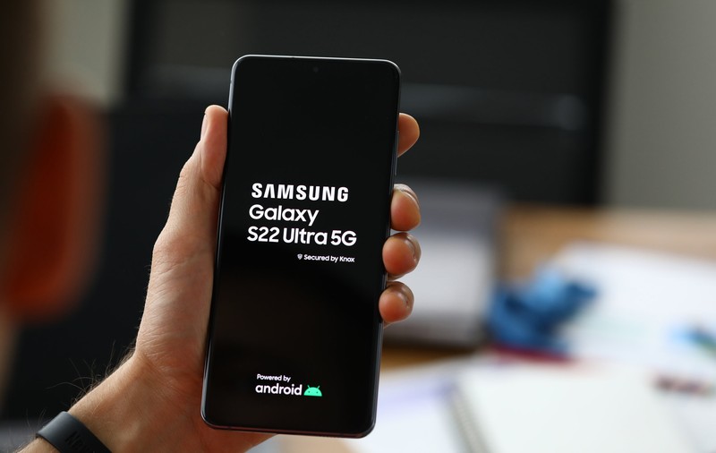 Samsung a lansat noile smartphone-uri Galaxy S22. Care sunt principalele noutăți