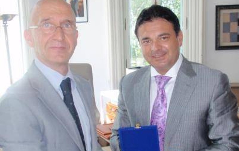 Deputatul William Brînză către deputatul francez Philippe Meunier: ”Să ceară scuze românilor!” 