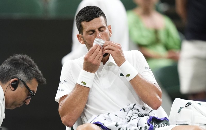 Novak Djokovic laudă „pastilele miraculoase” care l-au ajutat să câștige în patru seturi la Wimbledon