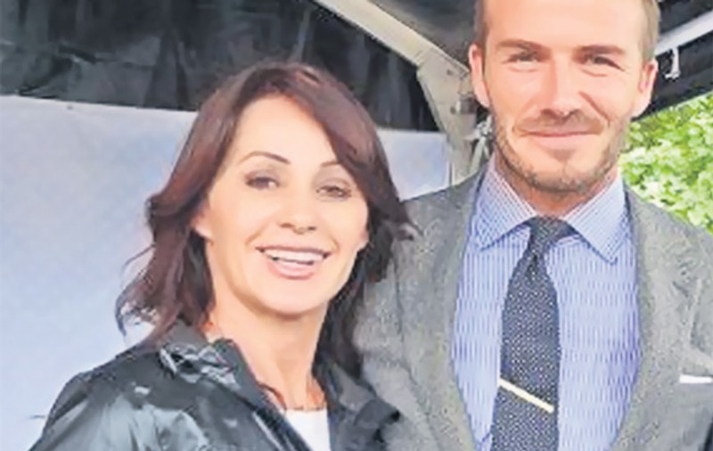 Nadia, idol şi pentru vedete. David Beckham și Michelle Obama s-au tras în poze cu «Zeița de la Montreal»