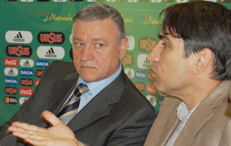 ECHIPA NAŢIONALĂ / Sandu şi-a recunoscut vina la contractul lui Piți 