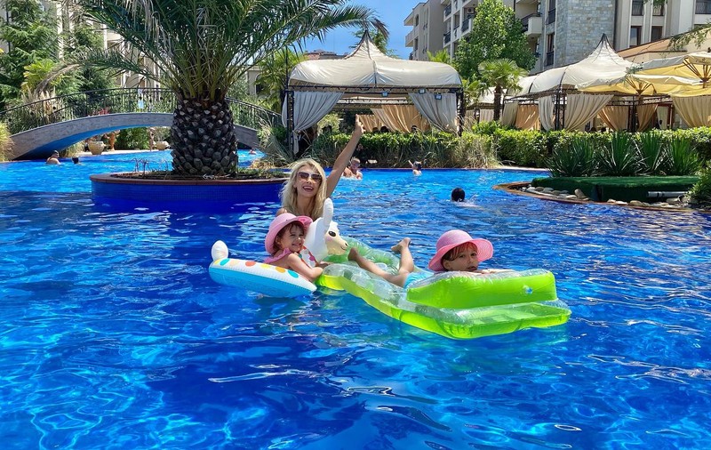 Cum se relaxează Andreea Bălan după filmările de la „America Express”. Vedeta s-a pozat în costum de baie și a făcut totul public