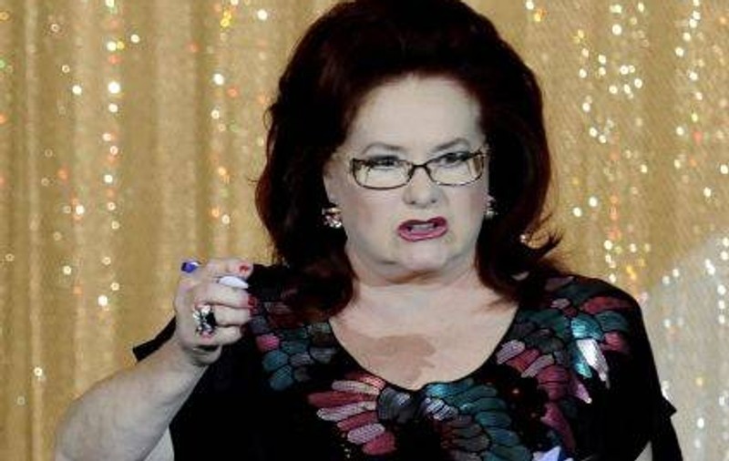 După ce a mâncat broaște, Stela Popescu poftește la crocodili