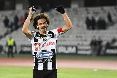 George Florescu, într-un meci de fotbal al Universității Cluj. Foto: Hepta