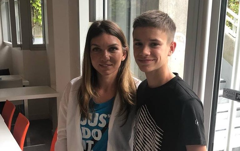 Simona Halep și Romeo Beckham, poză de colecție