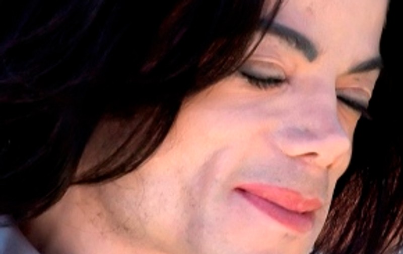 Copiii lui Michael Jackson, implicaţi într-un accident rutier