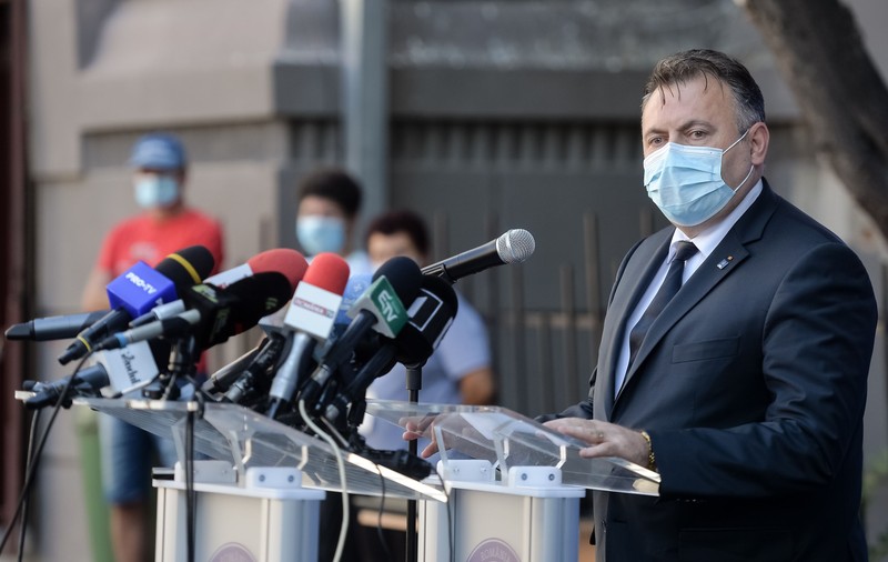 Nelu Tătaru: ”Vom avea o creștere progresivă și în următoarele zile”. Efectul restricțiilor ar urma să se vadă la sfârșitul lunii