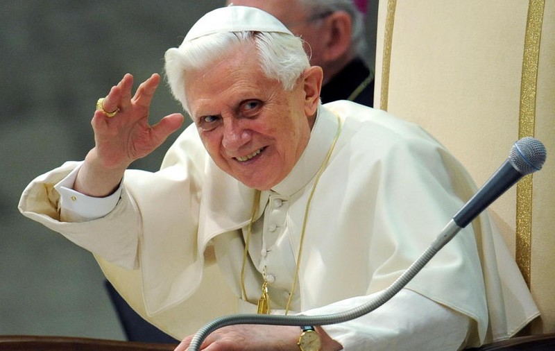 Fostul papă Benedict nu a luat măsuri, deși știa despre abuzurile unor preoți asupra copiilor, arată un raport