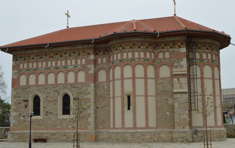 TURIST ÎN ȚARA MEA. Cel puțin zece motive să petreci Paștele la Vaslui! Orașul unde iarba se tunde cu foarfeca și unde celebra fântână cinetică a fost ascunsă de Ceaușescu
