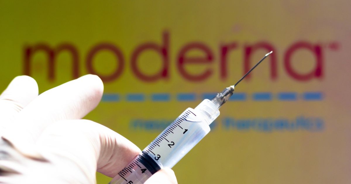 UE a autorizat vaccinul Moderna împotriva COVID (foto shutterstock)