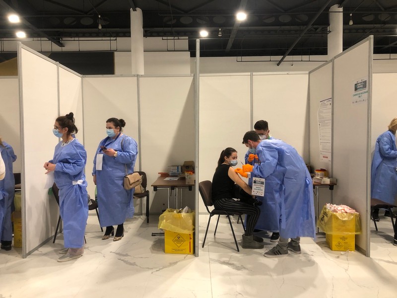 Peste 1.500 de persoane s-au imunizat cu serul Pfizer în prima zi și noapte din Maratonul Vaccinări la Timișoara