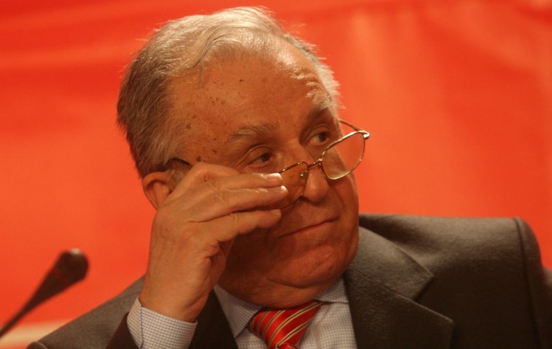Ion Iliescu, posibil cancer pulmonar în stadiul 3. Ce explică un medic oncolog despre șansele fostului președinte al României