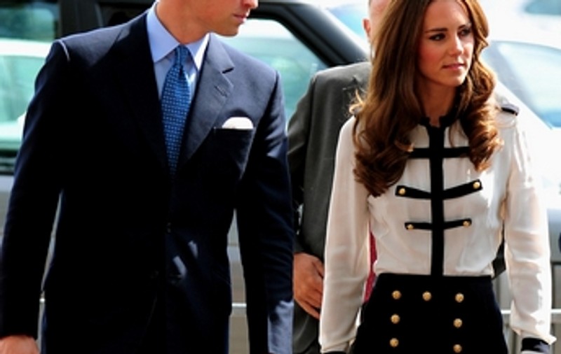 Kate și William au vizitat zona din Birmingham unde au avut loc proteste