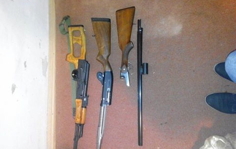 EXCLUSIV. Regie proastă - Polițiștii i-au prins pe așa-zișii traficanți de arme în 24 de ore