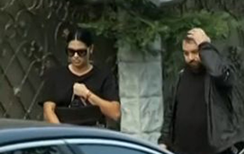 De ce nu a intrat Florin Salam în biserică, la înmormântarea tatălui. Jean de la Craiova a dezvăluit motivul