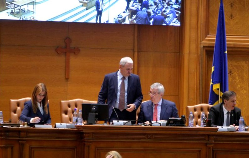 Modificarea Codurilor penale intră în Parlament, după Paște; Cea mai controversată propunere, redefinirea abuzului în serviciu